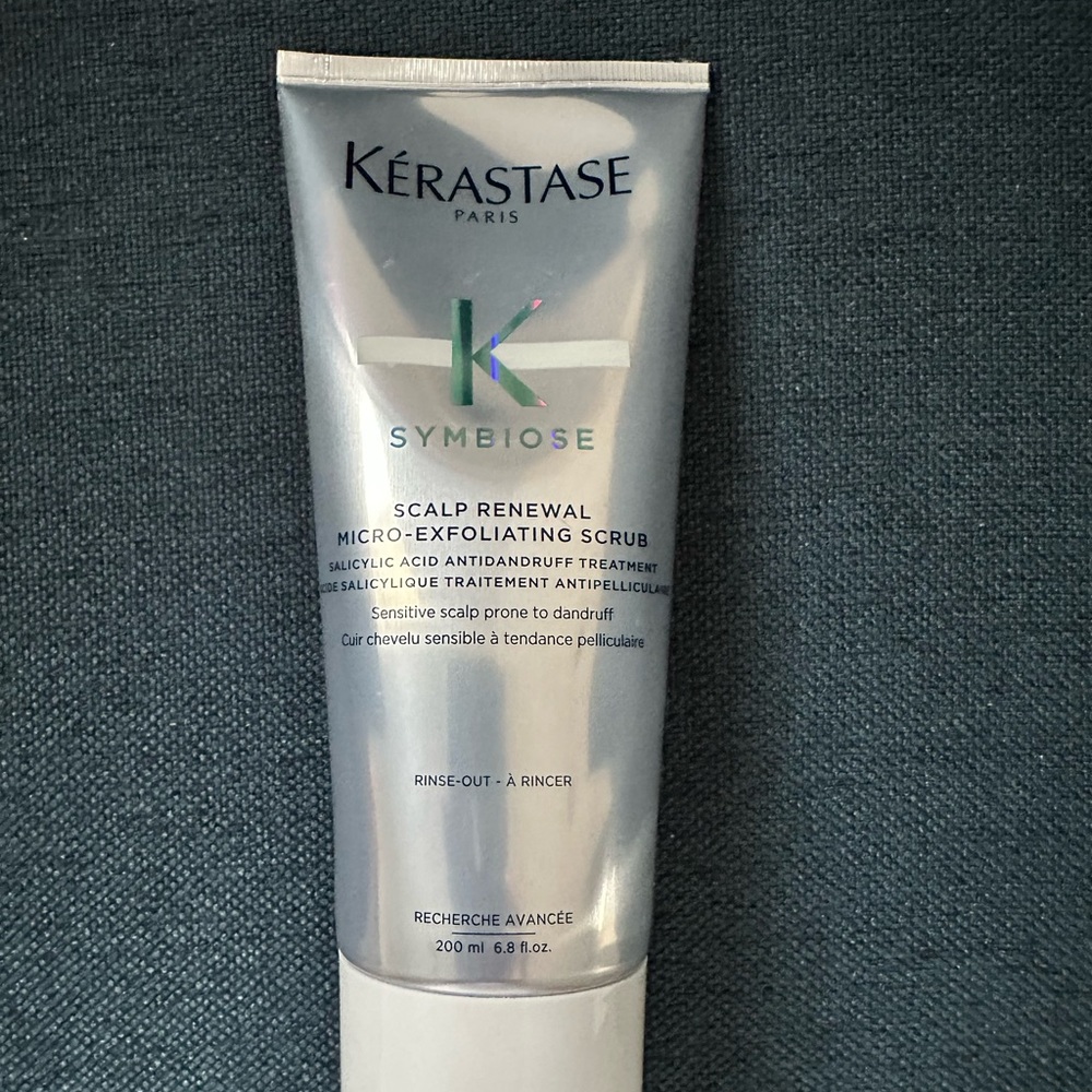 Kerastase Scalp Renewal Exfoliant
NWT